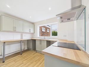 Photo 15- click for photo gallery